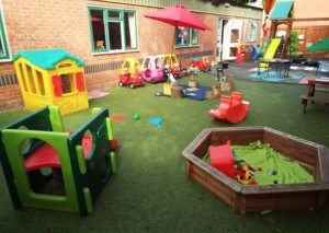 outdoor-play-spaces